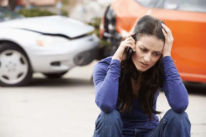 Ways a Car Accident Attorney Can Support You After a Crashdfgdg