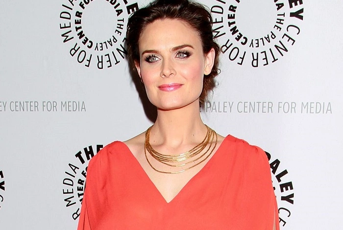 Emily Deschanel Net Worth 3