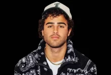 nick nayersina net worth