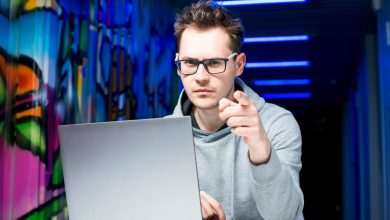 portrait hacker 23 2148165969