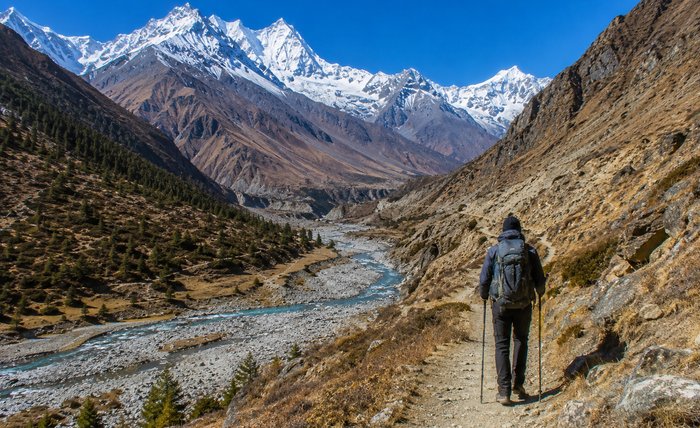 Annapurna Circuit Trek Guide with Daily Routes and Tips